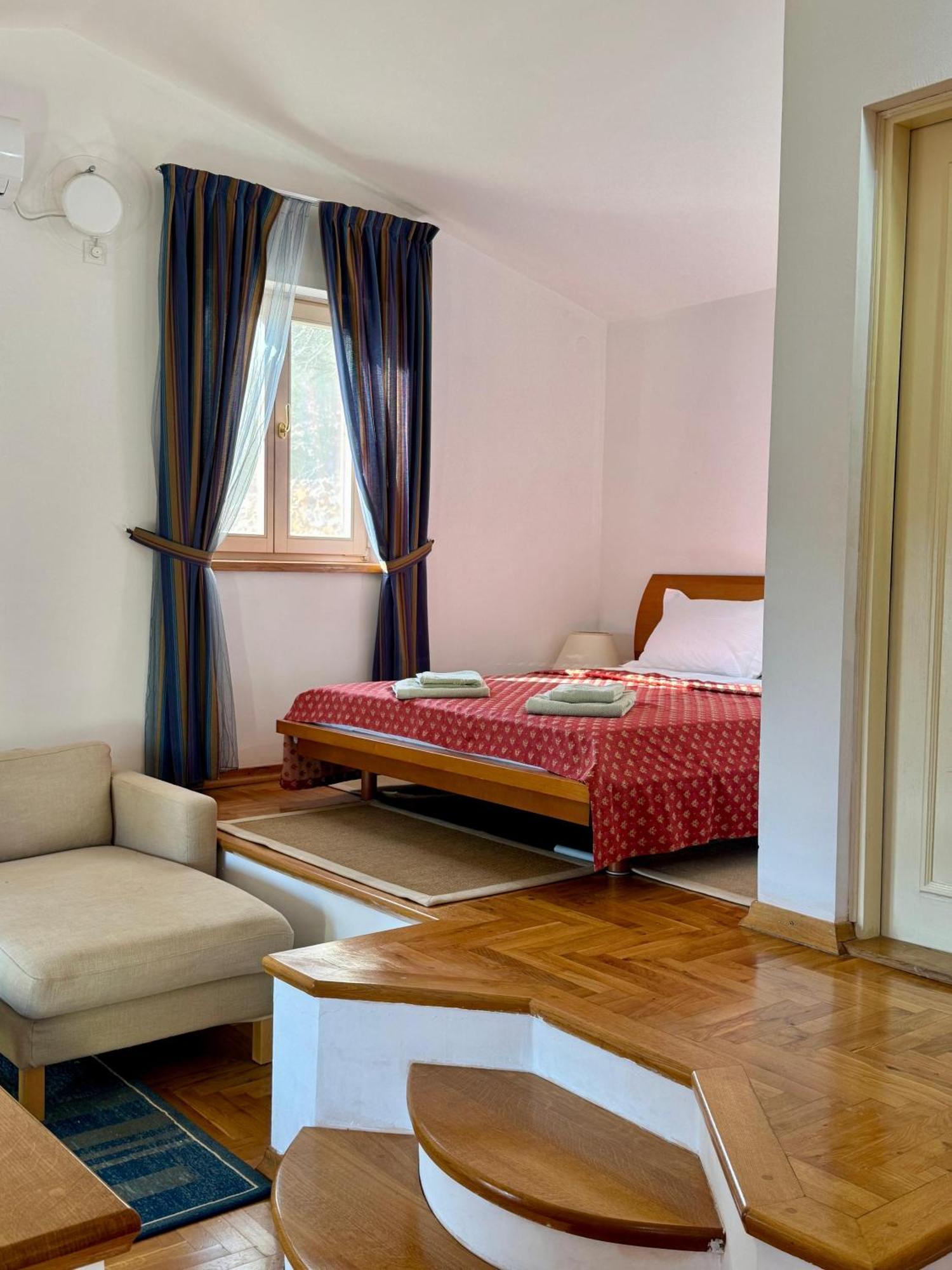 Villa Rava Hotel & Restaurant المظهر الخارجي الصورة